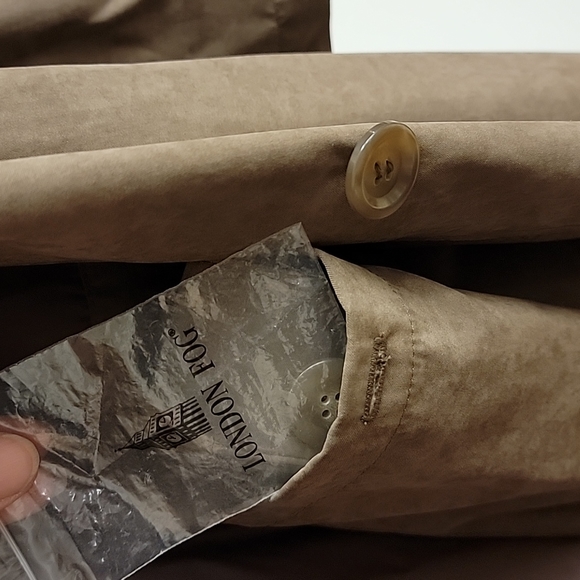 London Fog Raincoat Light Brown Trenchcoat Women's 6 Regular EUC - Picture 5 of 6